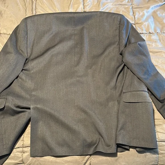IZOD 44R Navy Blue Suit Jacket - Picture 3 of 4